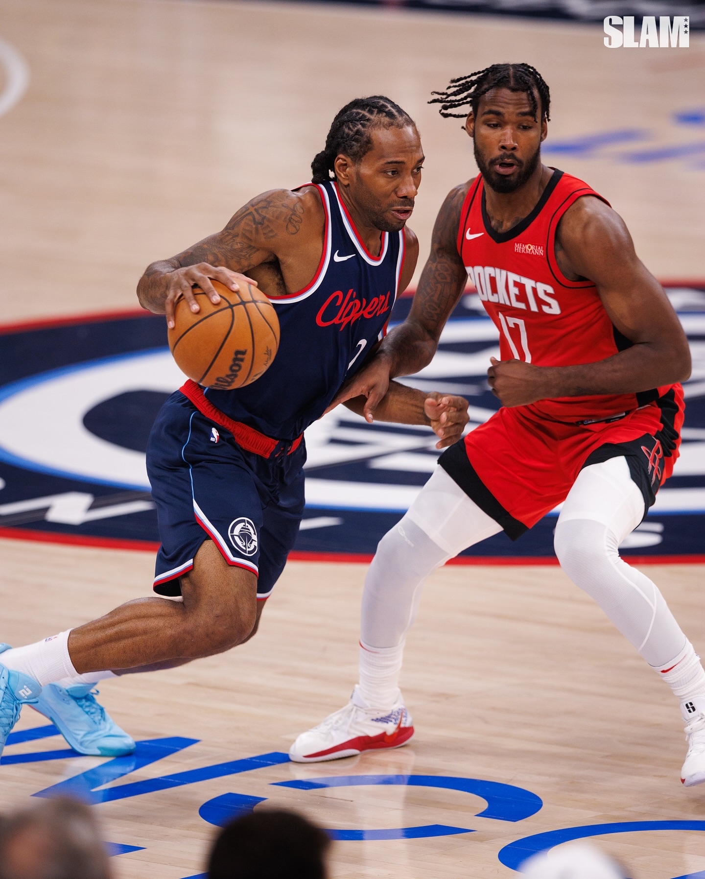 亚博体育-关于洛杉矶快船清晨完成体检，志在欧篮联名次提升，话题不断，身体对抗强度拉满的信息-亚博体育